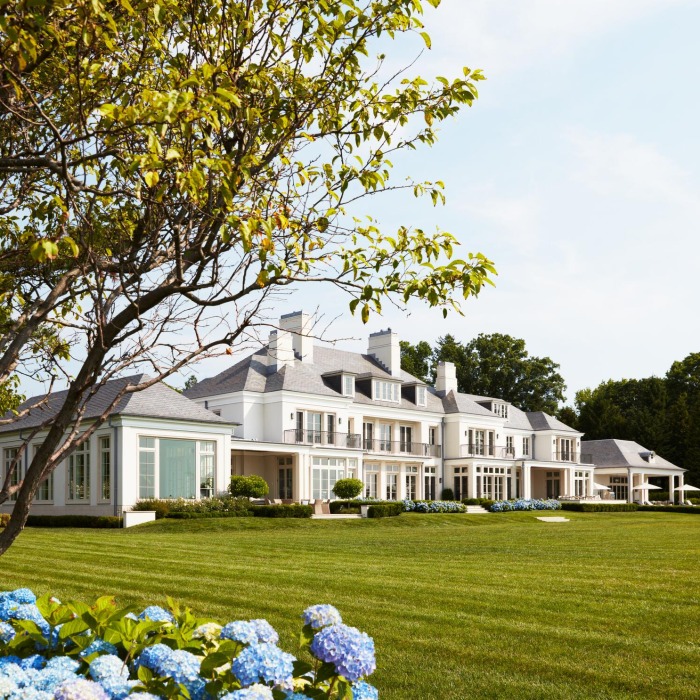 Luxe Magazine SBP HOMES_COVER STORY MAY-JUNE 2026 Tim Lenz