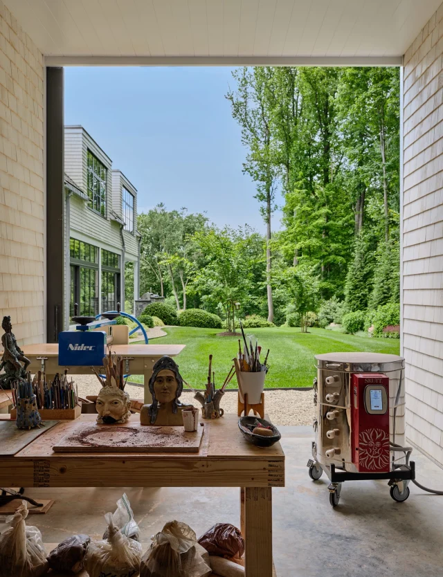 Once an equipment shed, now a light-filled ceramics studio open to the outdoors—where art and landscape meet in quiet conversation.
Part of a home that is more than just a residence, it was envisioned as both a creative sanctuary and a deeply personal retreat for its owner.
⠀⠀⠀⠀⠀⠀⠀⠀⠀
Seen in @nehomemagazine Developer and Builder: @sbphomes Architecture: @apdarchitects Interior Design: @sbphomes @nimadesign Photography: @readmckendree