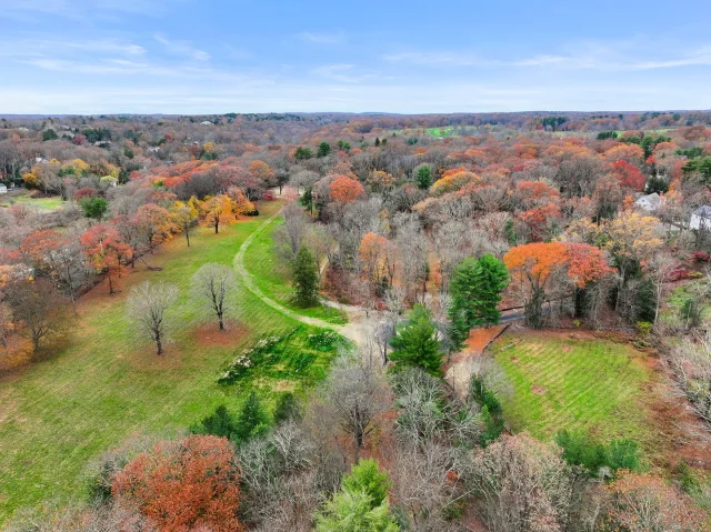 Back to Brookwood Lane - our newest development in New Canaan.
Thirty -two acres of pastoral beauty, shaped into nine private estates and frames by fall’s most striking colors. A landmark parcel poised to become one of New Canaan’s next great addresses.

In partnership with @houlihanlawrence, we’re excited to announce two newly released listings within this exceptional setting: 

📍48 Brookwood Lane 
4.01 acres on a quiet, winding lane with a charming historic cottage ready to enhance, expand, or completely reimagine.

📍122 Brookwood Lane
2.16 acres on a tranquil cul-de-sac surrounded by mature trees and flowing brooks- a rare canvas for a custom home.

Both links are available in our Brookwood lane highlight stories  and by request at info@sbphomes.com
Private previews now available by appointment.