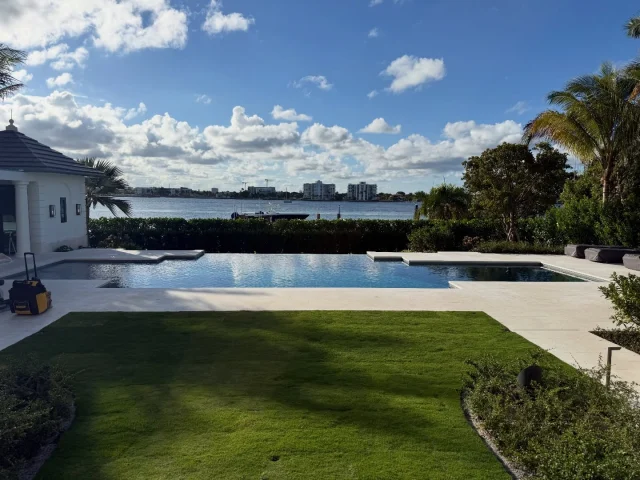 Closing day on the water. A Palm Beach home, complete. Details to follow.✨

Builder: @sbphomes 
Architecture and design: @workshopapd